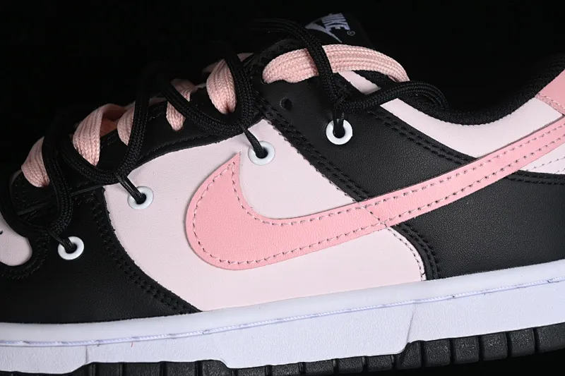 All Categories Nk SB Dunk Series Nk SB Dunk Low Low-top Sneakers Nk Dunk Low Tokyo Raspberry Black Pink Customized Deconstructed Strap Casual Sneakers CW1590-100